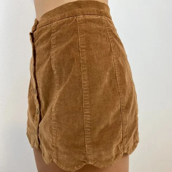 Kendall + Kylie Brown Corduroy Scallop Skirt - Picture 4 of 5